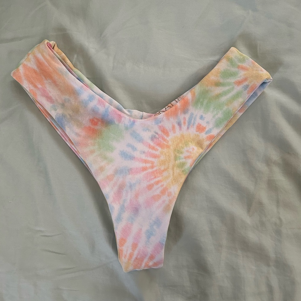 Skatie x Salty Blonde Mandy Bottom